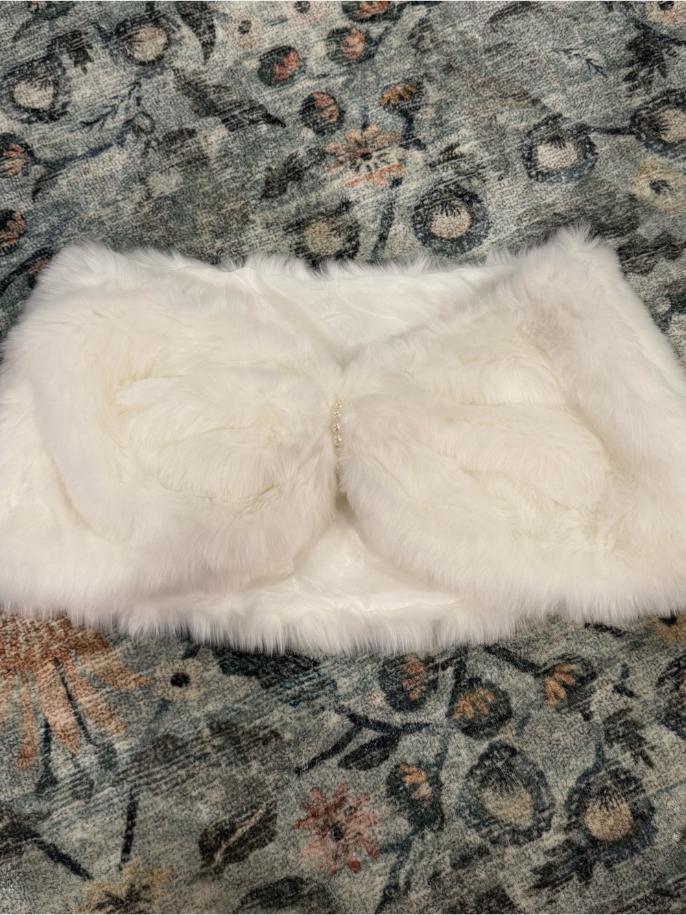 JJs House White Faux Fur Bridal Shrug Wrap